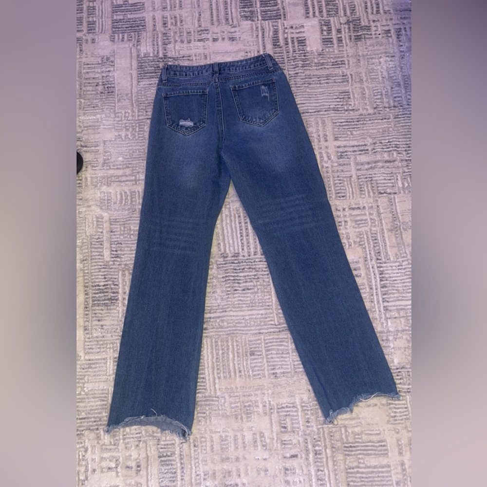 Blue jeans - Picture 3 of 3